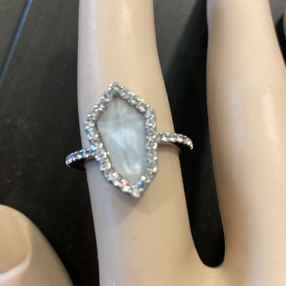 Chloe and Isabel Size 7 ring